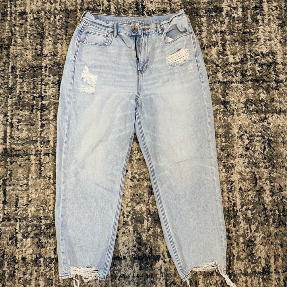 ae mom jean